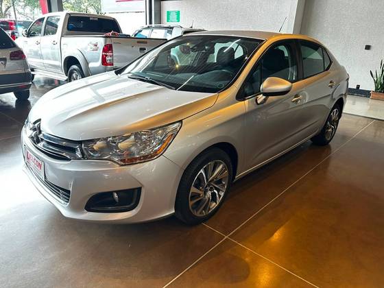 CITROËN C4 LOUNGE 2.0 MPFI TENDANCE 16V FLEX 4P AUTOMÁTICO CITROËN C4 LOUNGE 2.0 MPFI TENDANCE 16V FLEX 4P AUTOMÁTICO
